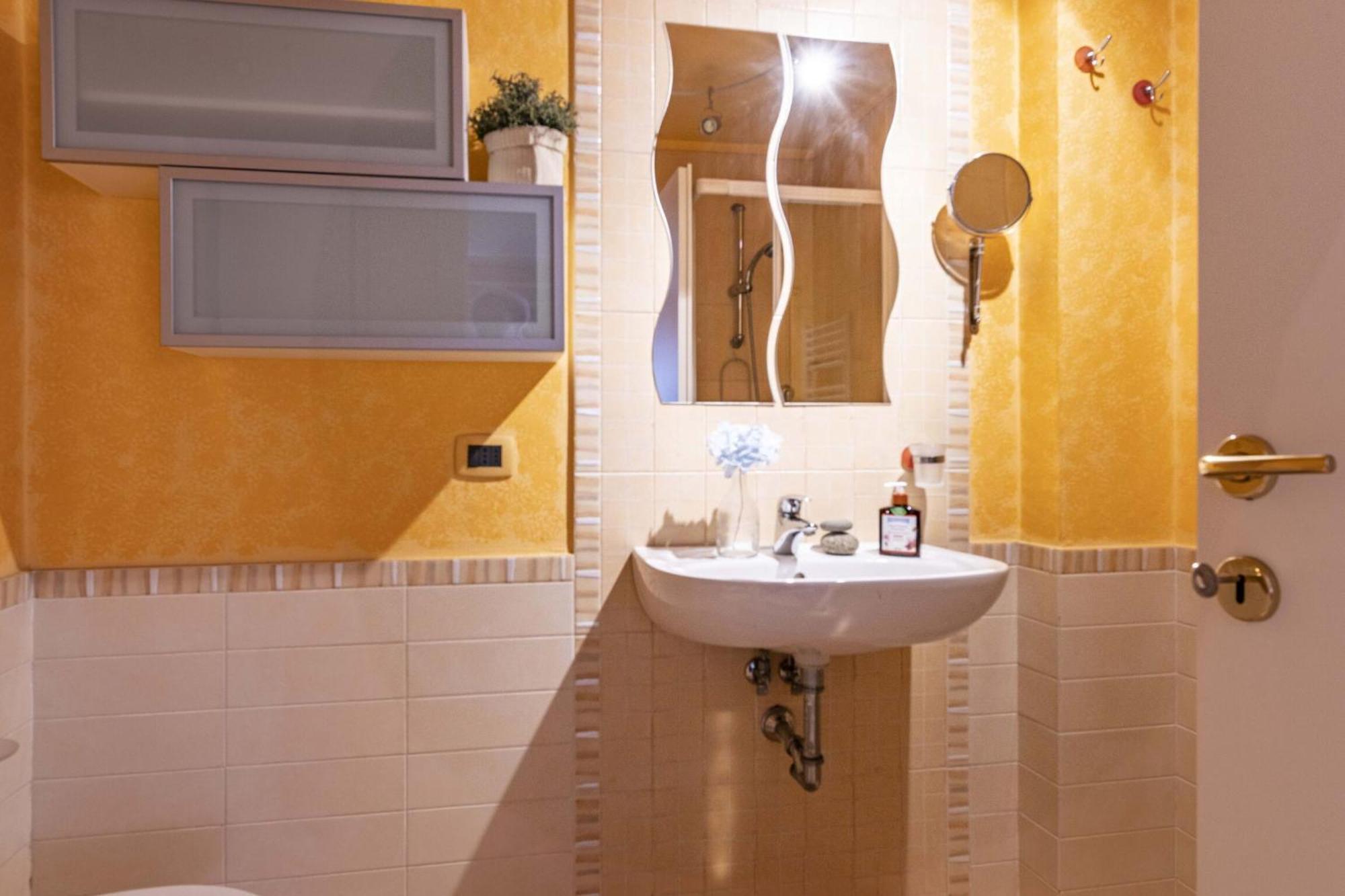 Italian Experience-Florentine Careggi Loft Florence Exterior photo